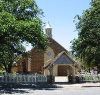 St George Church and Cemetery Tours - Accommodation Gold Coast
