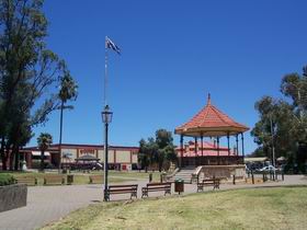 Gladstone Square - 1 Gold Coast 0