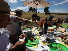 God's Hill Wines - Accommodation Gold Coast 0