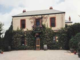 Clos Clare - 1 Gold Coast 0