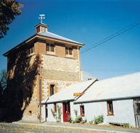 The Oakbank Weaver - Accommodation Gold Coast