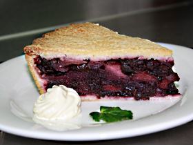 The Cherry Shed - Accommodation Gold Coast 0