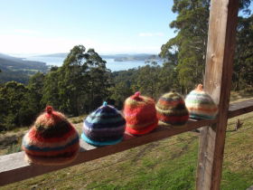 Woodbridge Hill Handweaving Studio - Gold Coast 4U 0