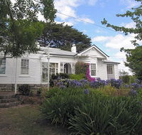 Home Hill - Accommodation Gold Coast