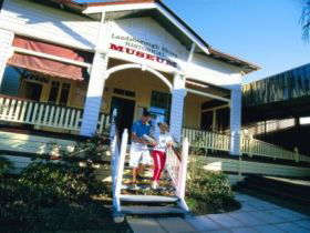 Landsborough QLD Accommodation Gold Coast