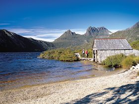 Dove Lake Circuit - Accommodation Gold Coast 0