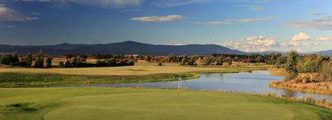 Yering Meadows - 1 Gold Coast 1