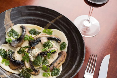 Saint Regis Winery, Food & Wine Bar - Gold Coast 4U 2
