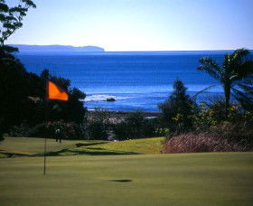 Mollymook Golf Club - Gold Coast 4U 0