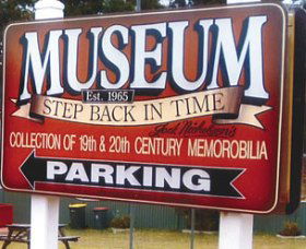 Tabourie Lake Museum - Gold Coast 4U 0
