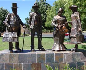 Dad, Dave, Mum And Mabel - Accommodation Gold Coast 0
