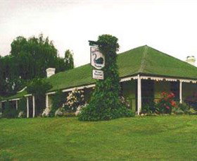 The Black Swan Gallery - Accommodation Gold Coast 1