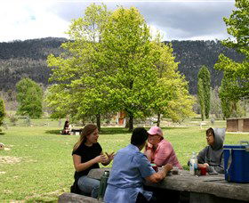 Tidbinbilla - Accommodation Gold Coast 2