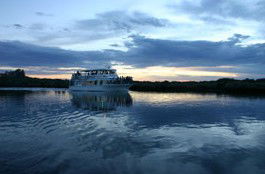 Tamboi Queen Cruises - Gold Coast 4U 1