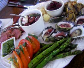 VictorsFood - 1 Gold Coast 2