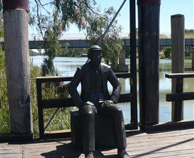 Wentworth Wharf - Gold Coast 4U 1