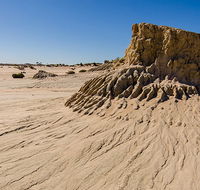 Walls of China - Accommodation Gold Coast