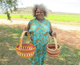 Injalak Arts And Crafts - 1 Gold Coast 0