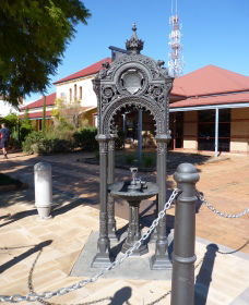 Witcombe Fountain - Accommodation Gold Coast 0