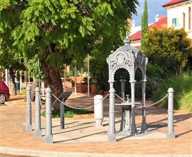 Witcombe Fountain - Accommodation Gold Coast 1