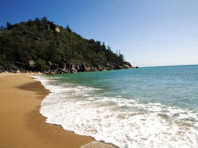 Horseshoe Bay - Accommodation Gold Coast 0