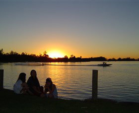 Gum Bend Lake - Accommodation Gold Coast 7