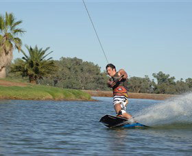 Gum Bend Lake - Accommodation Gold Coast 8