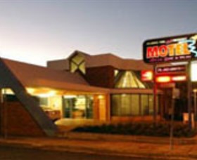 Dubbo RSL Club Resort - 1 Gold Coast 0