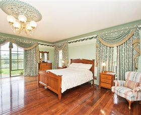 Barcaldine House - Accommodation Gold Coast 5