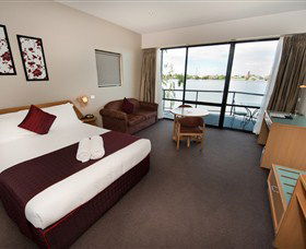 ClubMulwala - Accommodation Gold Coast 6