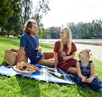 Wagga Beach - Gold Coast 4U