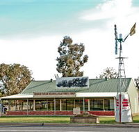 Headlie Taylor Header and Blacksmiths Shop - Accommodation Gold Coast
