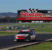 Winton Motor Raceway - Accommodation Gold Coast