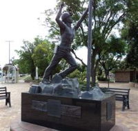Miners Memorial Statue - Accommodation Gold Coast