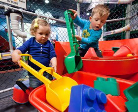 Questacon â€“ The National Science And Technology Centre - 1 Gold Coast 2