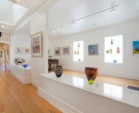 Lost Bear Gallery - Accommodation Gold Coast 1