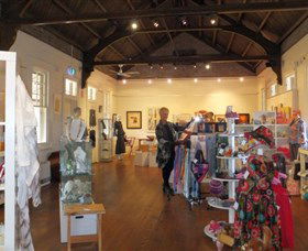 Gallery On Track - 1 Gold Coast 0