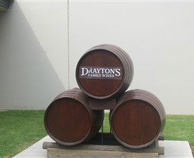 Drayton's Family Wines - Accommodation Gold Coast 0