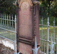 Pioneer Graves - Accommodation Gold Coast