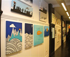 Bondi Art Lounge - Accommodation Gold Coast 2