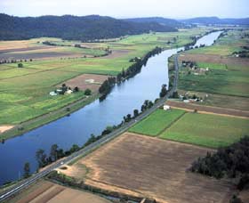 The Clarence River - Accommodation Gold Coast 0