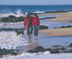 Back Beach - Accommodation Gold Coast 0
