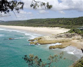 Main Beach, North Stradbroke Island - 1 Gold Coast 0