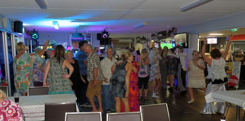 Lake Conjola Bowling Club - Gold Coast 4U 3