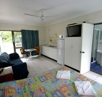 Tropical Palms Inn - Accommodation Gold Coast