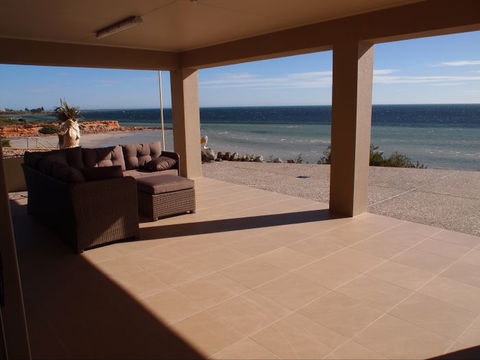 Sea La Vue - Accommodation Gold Coast 2