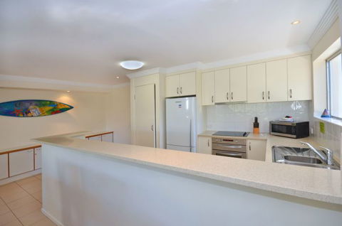 Raintrees Resort - Accommodation Gold Coast 0