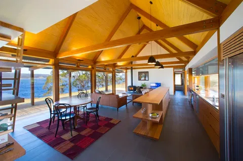 Coast House Tasmania - Accommodation Gold Coast 0