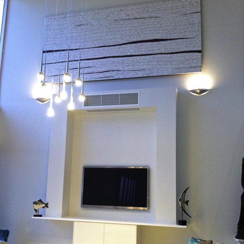 Ngarru Gallery Indigenous Fine Art - Accommodation Gold Coast 1