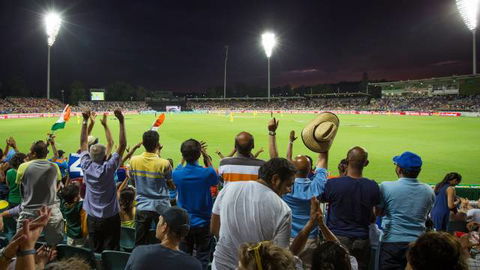Manuka Oval - Accommodation Gold Coast 0